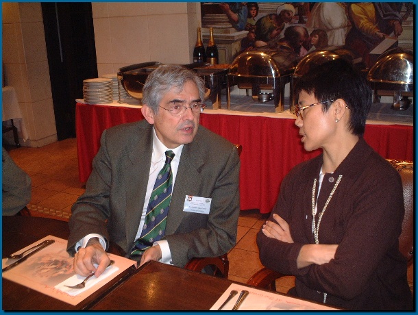 602x451 pixels (132K)